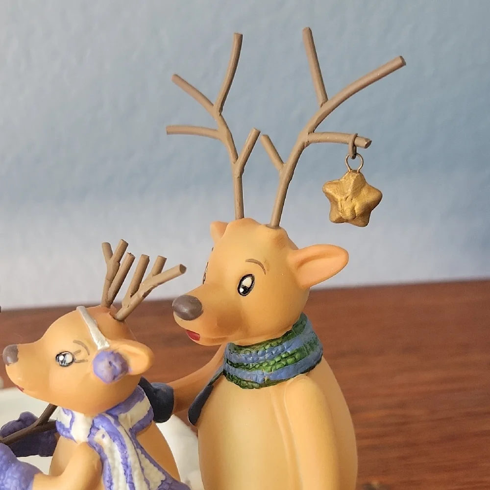 PartyLite P8635 Reindeer Pillar Candle Holder